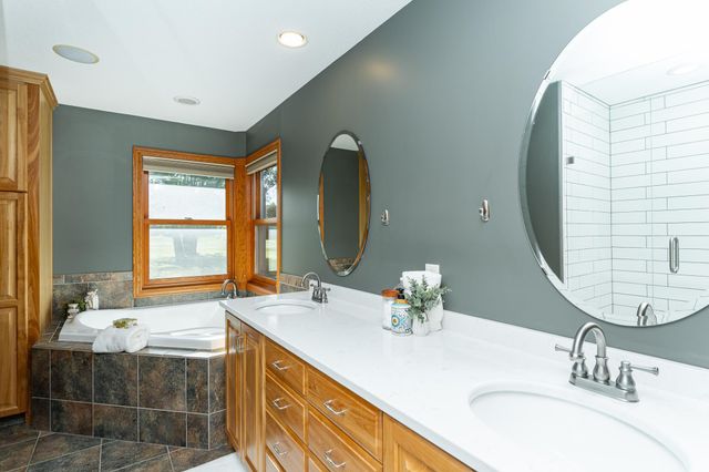 6005 Salem Road SW, Rochester, MN 55902