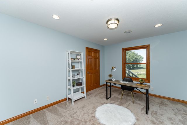 6005 Salem Road SW, Rochester, MN 55902