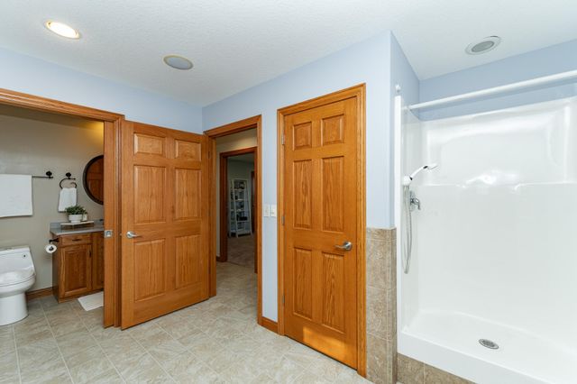 6005 Salem Road SW, Rochester, MN 55902