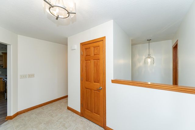 6005 Salem Road SW, Rochester, MN 55902