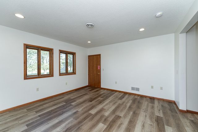 6005 Salem Road SW, Rochester, MN 55902