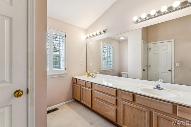 17355 Hilltop Ridge Drive, Eureka, MO 63025