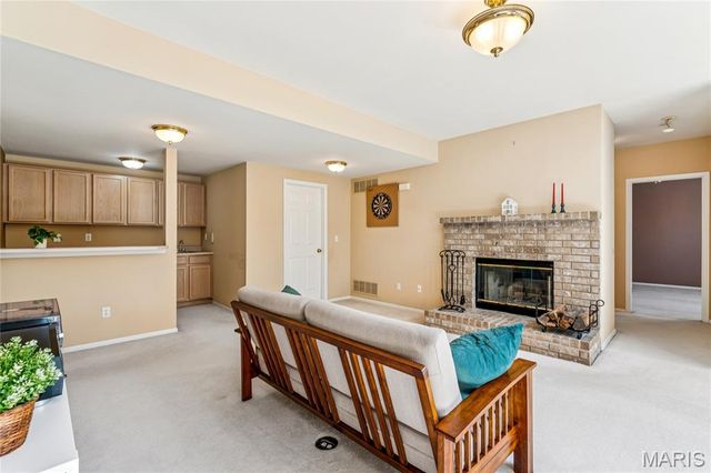 17355 Hilltop Ridge Drive, Eureka, MO 63025