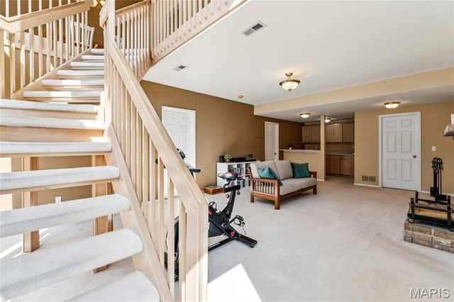17355 Hilltop Ridge Drive, Eureka, MO 63025