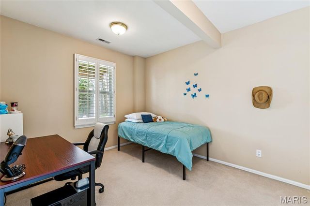 17355 Hilltop Ridge Drive, Eureka, MO 63025