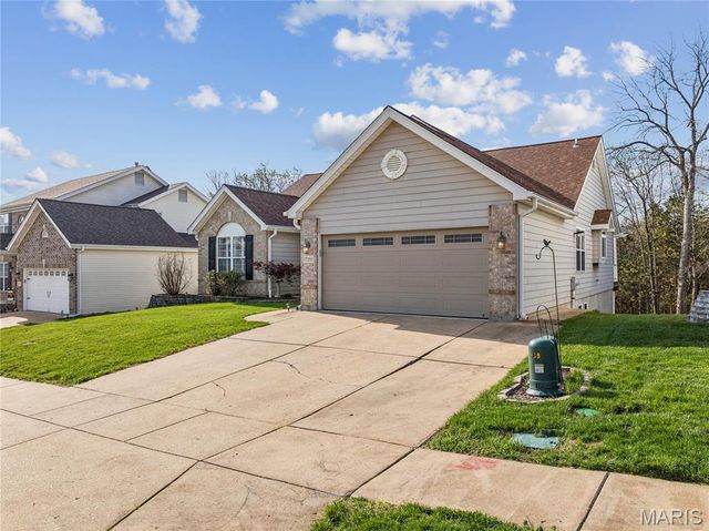 17355 Hilltop Ridge Drive, Eureka, MO 63025