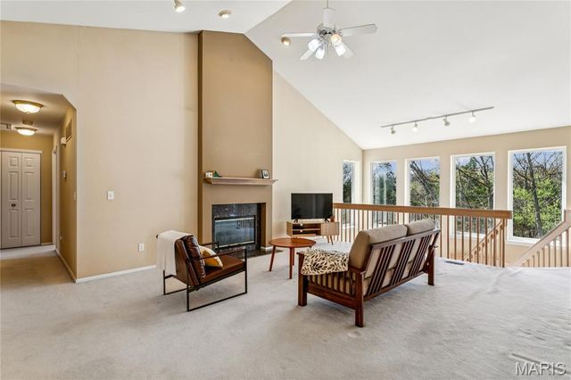 17355 Hilltop Ridge Drive, Eureka, MO 63025