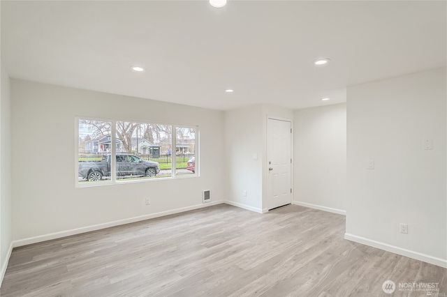 1414 S 14th Street #1414, Tacoma, WA 98405