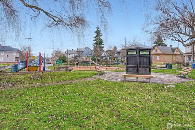 1414 S 14th Street #1414, Tacoma, WA 98405