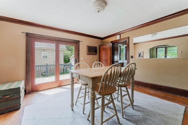 841 MT VERNON STREET, Oshkosh, WI 54901