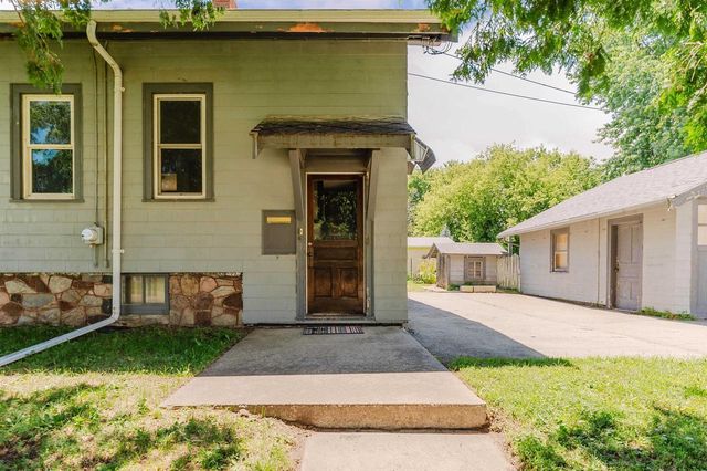 841 MT VERNON STREET, Oshkosh, WI 54901