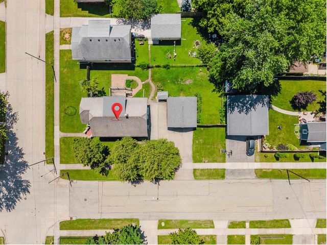 841 MT VERNON STREET, Oshkosh, WI 54901