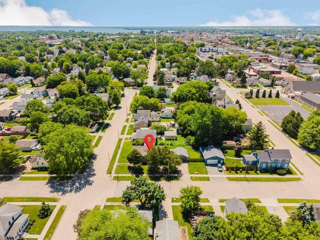 841 MT VERNON STREET, Oshkosh, WI 54901