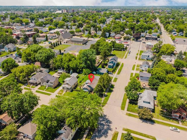 841 MT VERNON STREET, Oshkosh, WI 54901
