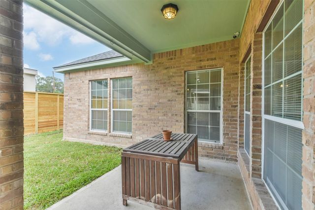 10909 Redbird, Conroe, TX 77385