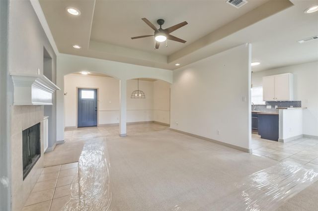 10909 Redbird, Conroe, TX 77385