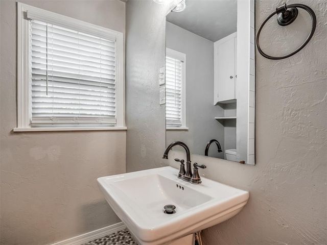 2145 Brighton Avenue, Oklahoma City, OK 73120