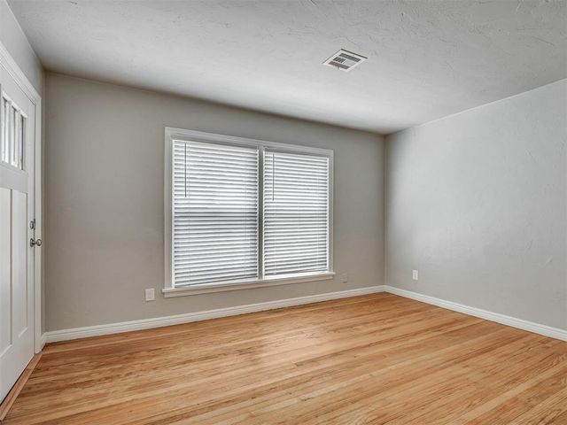 2145 Brighton Avenue, Oklahoma City, OK 73120