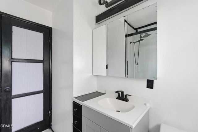 525 E Maple Street 2, Glendale, CA 91205