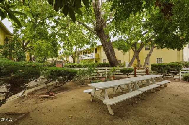 525 E Maple Street 2, Glendale, CA 91205