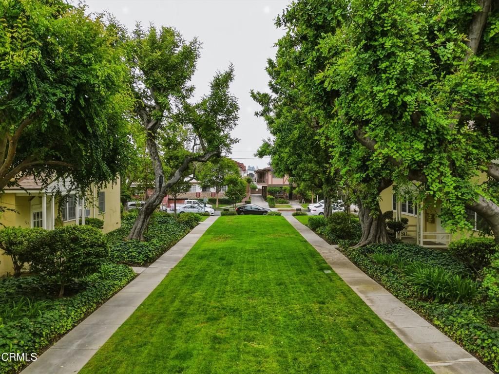 Image 29 of property listing at 525 E Maple Street 2, Glendale, CA 91205