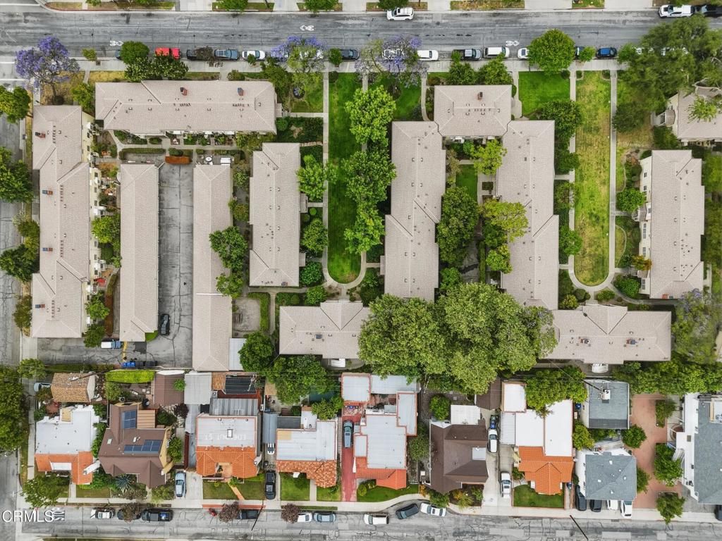 Image 31 of property listing at 525 E Maple Street 2, Glendale, CA 91205