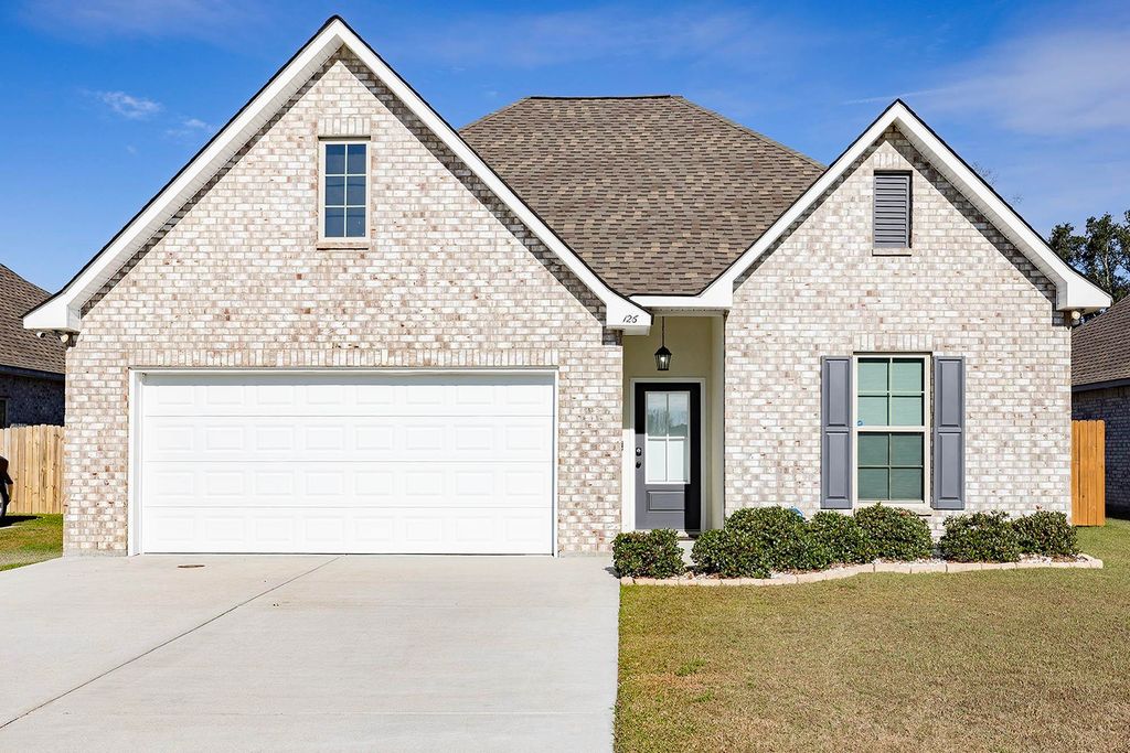 126 Adley Avenue, Houma, LA 70364