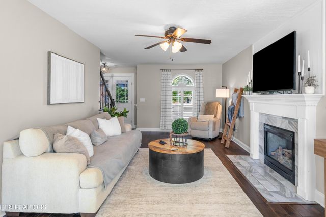 4608 Sand Hill Lane, Knoxville, TN 37918
