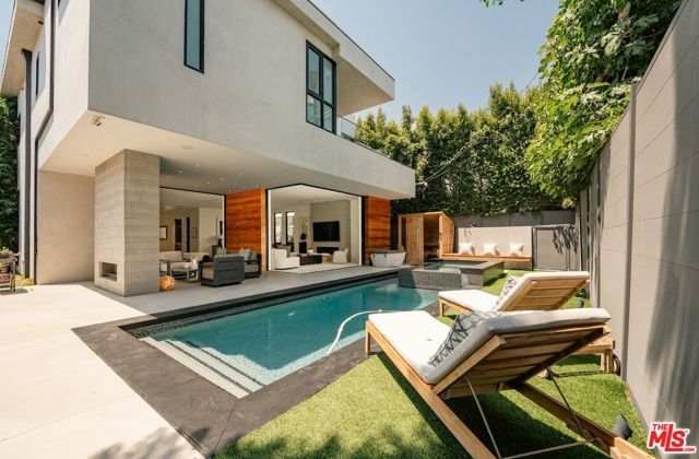 818 N Curson Avenue, Los Angeles, CA 90046