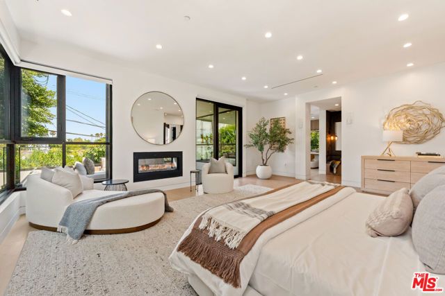 818 N Curson Avenue, Los Angeles, CA 90046