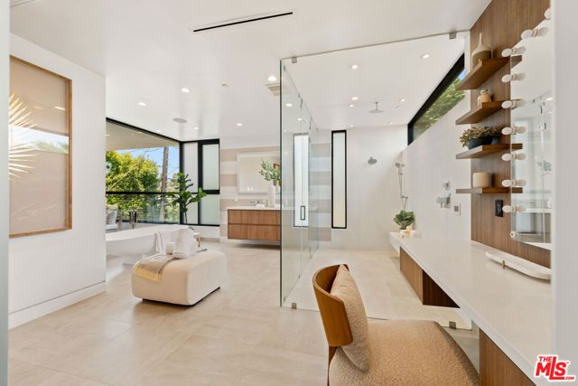 818 N Curson Avenue, Los Angeles, CA 90046