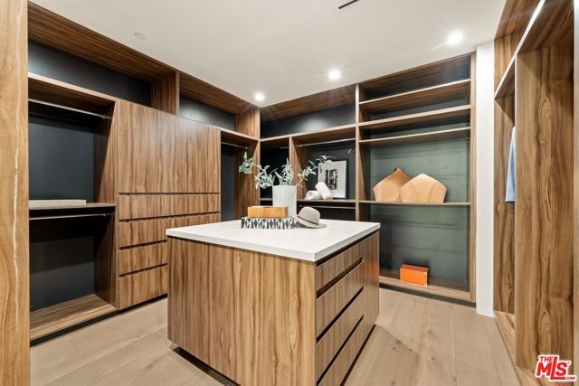 818 N Curson Avenue, Los Angeles, CA 90046