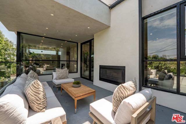 818 N Curson Avenue, Los Angeles, CA 90046