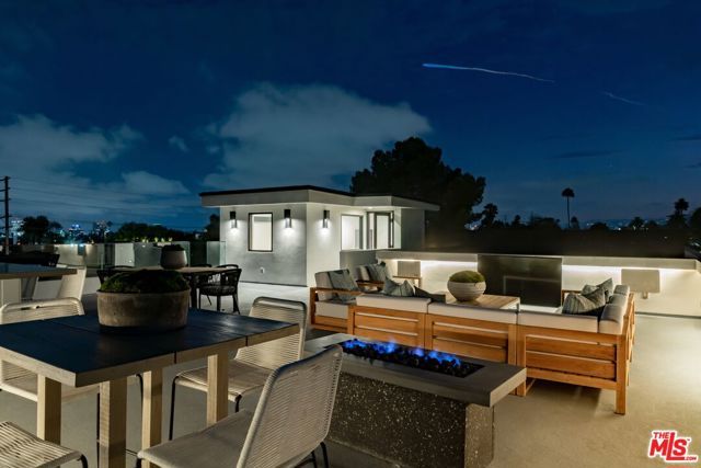 818 N Curson Avenue, Los Angeles, CA 90046