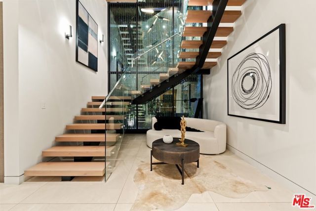 818 N Curson Avenue, Los Angeles, CA 90046