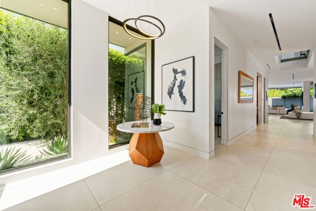 818 N Curson Avenue, Los Angeles, CA 90046