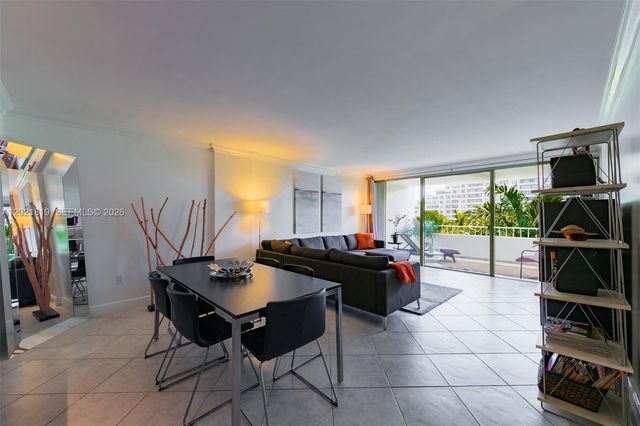 199 Ocean Lane Dr 413, Key Biscayne, FL 33149