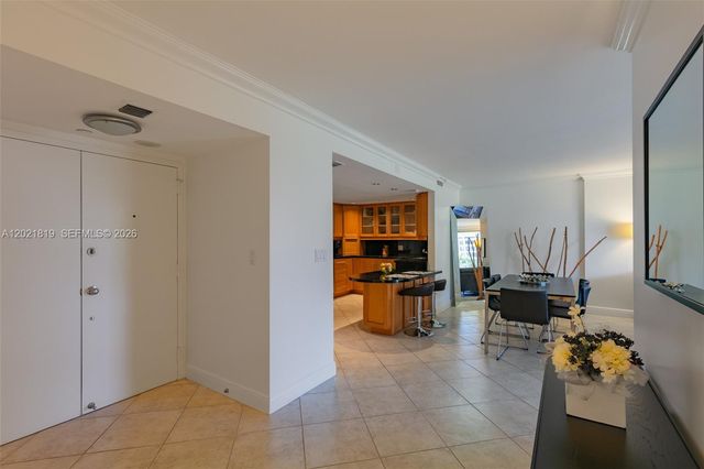 199 Ocean Lane Dr 413, Key Biscayne, FL 33149