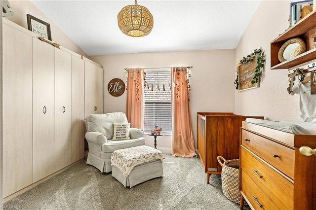 9801 Las Casas DR, Fort Myers, FL 33919