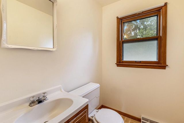 W213N10189 Beech DRIVE, Colgate, WI 53017