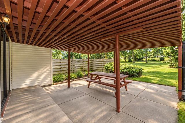 W213N10189 Beech DRIVE, Colgate, WI 53017