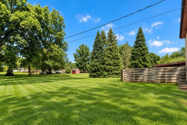 W213N10189 Beech DRIVE, Colgate, WI 53017