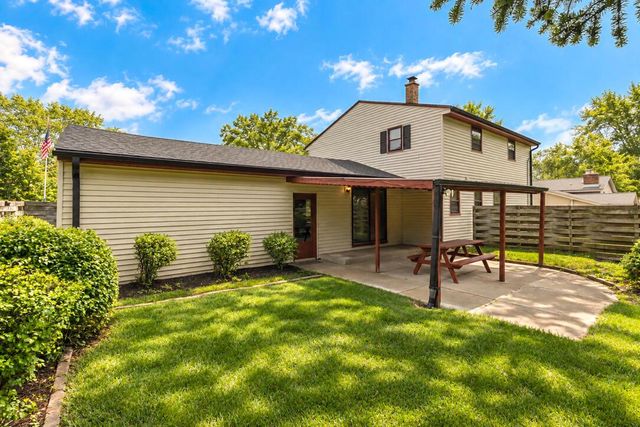 W213N10189 Beech DRIVE, Colgate, WI 53017