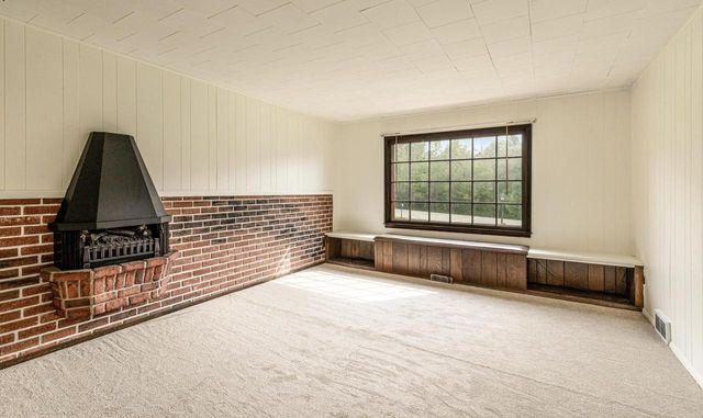 W213N10189 Beech DRIVE, Colgate, WI 53017