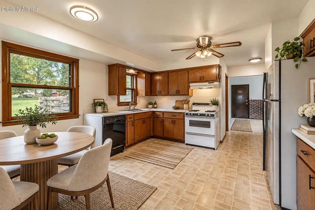 W213N10189 Beech DRIVE, Colgate, WI 53017