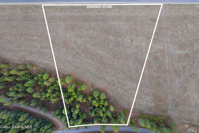 8 Fortune Way, Priest River, ID 83856