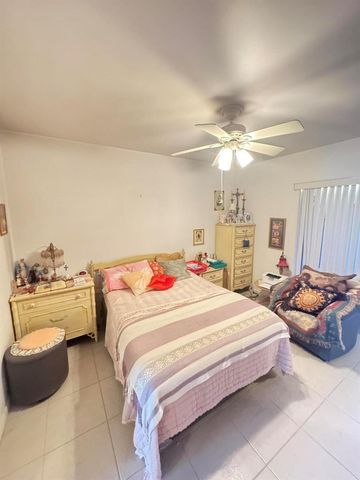 90 South Boulevard 1c, Boynton Beach, FL 33435