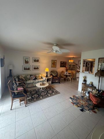 90 South Boulevard 1c, Boynton Beach, FL 33435