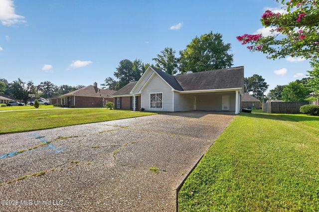 215 Sundance Circle, Richland, MS 39218