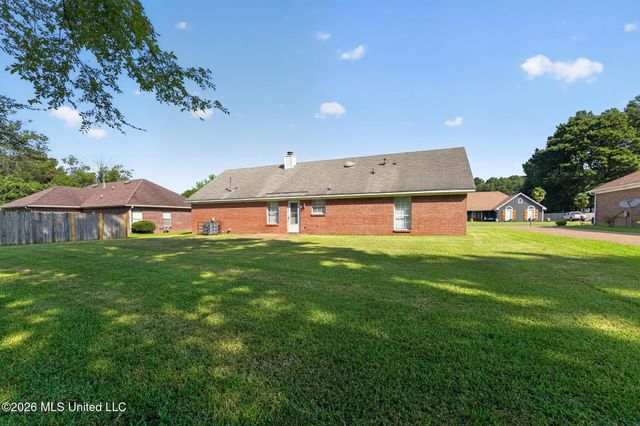 215 Sundance Circle, Richland, MS 39218